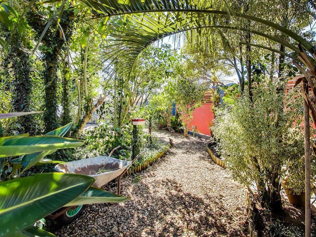 Casa Deixa-O-Resto Guesthouse Санту-Андре Экстерьер фото